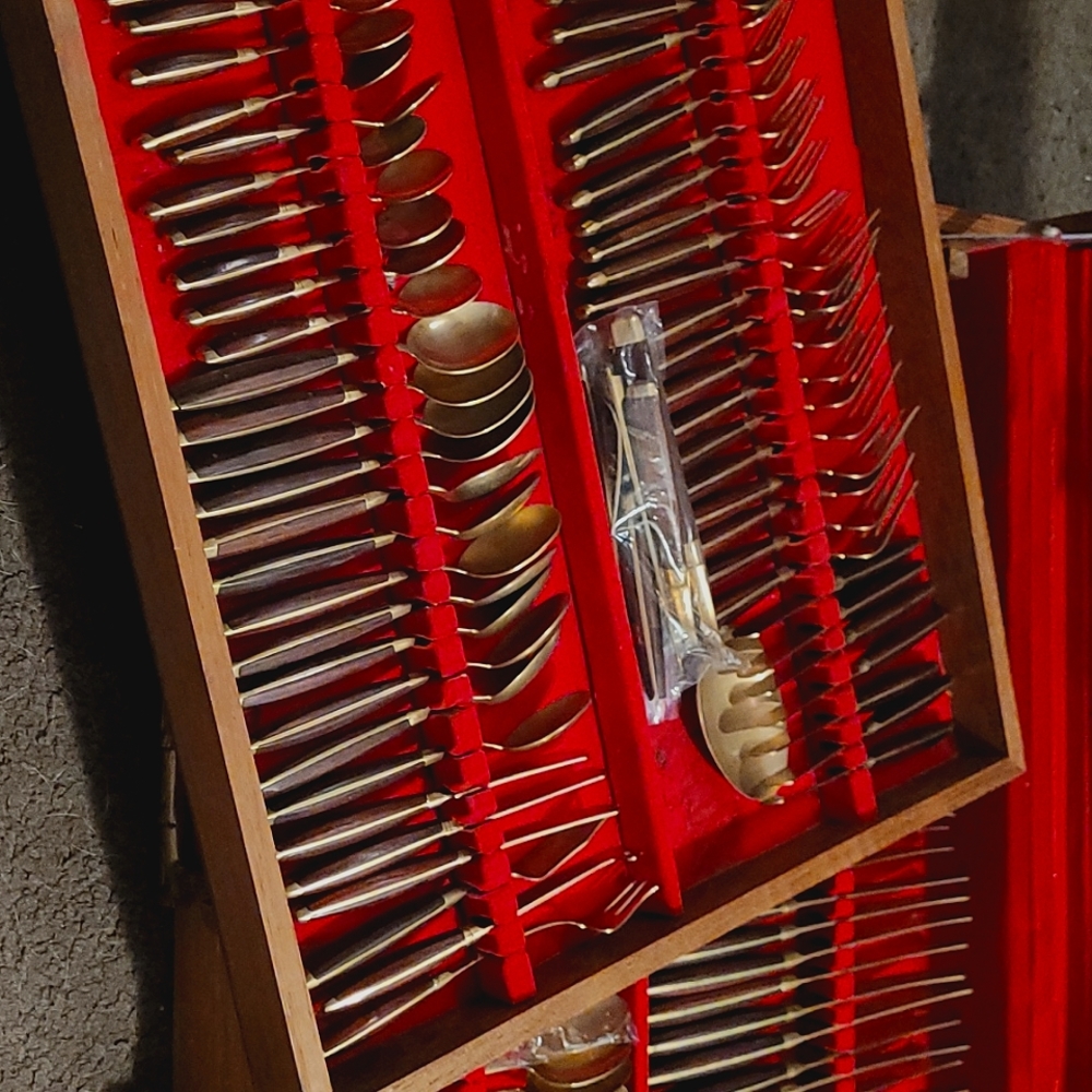 Brass Asian 52 piece cutlery set